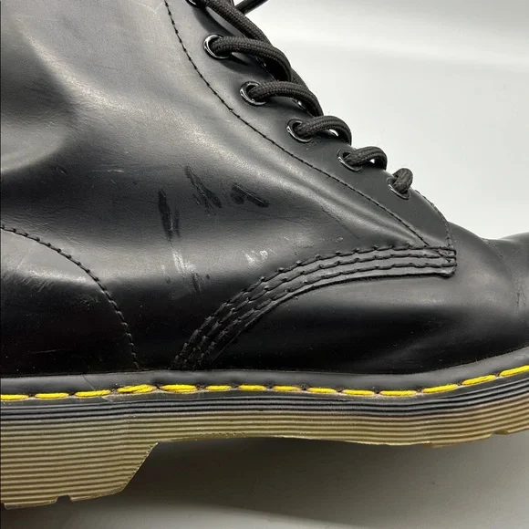 Like new Dr Martin AirWair 11821 Women Hi Leather Boots Black - Picture 6 of 9